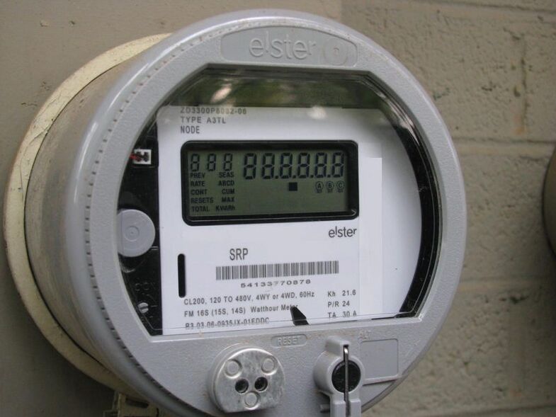 Zwee-Phase Meter fir Energiespueren